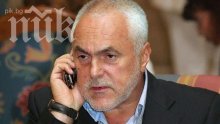 500 души на погребението на Младен Мутафчийски