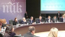 Срещата на Орешарски, Сергей и Местан с медиите - бутафорен цирк! "Големите" журналисти се облизват за договори с правителството!