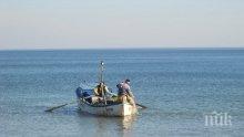 Пълни мрежи със сафрид вадят рибарите в Черноморец