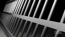 Задържан за убийство опита да се самоубие в килията