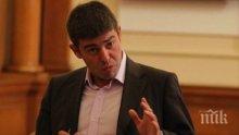 Страхил Ангелов: БСП ще забие последния пирон в ковчега си, ако подкрепи кабинет на ГЕРБ