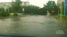 Ниви и дворове са наводнени в Сливен