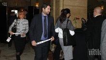 Само в ПИК! Плевнелиев се изтъпани на частното парти на "Капитал" с проваления министър Христо Иванов! От президентшата Юлияна няма и следа (снимки)