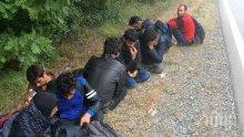 Над 30 бежанци задържани край Бургас, много от тях са деца