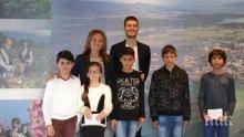 Община Казанлък отпусна седем едногодишни стипендии на талантливи деца