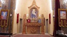 Слагат тритонен олтар в Арменския храм във Варна