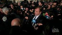 Първо в ПИК! Каракачанов пред протестиращите: Никой не може да се подиграва с полицаите
