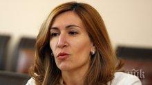 Министърът на туризма Николина Ангелкова ще открие ски сезона в Банско