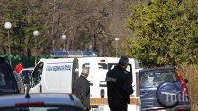 ПЪРВО в ПИК! Линейка изнася тялото на убития палестинец в посолството! Вижте версиите за зловещата екзекуция (снимки)
