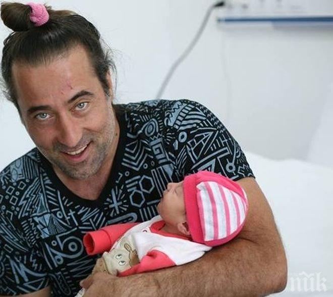 Плейбоят Андрей Едрев изригна: Новородената ми дъщеричка беше на...