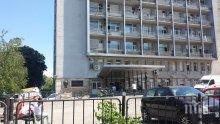 ИЗВЪНРЕДНО В ПИК! Майката, изгубила детето си в катастрофата на Е-79, остава в „Пирогов“ в тежко състояние (СНИМКИ)
