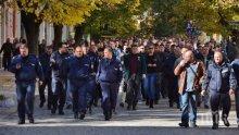 Недоволство! Пожарникари и полицаи излизат пред парламента на протест