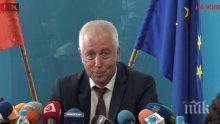 ИЗВЪНРЕДНО В ПИК! Здравният министър ген. Петров по спешност в болница с бъбречна криза