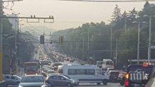ЕКСКЛУЗИВНО И САМО В ПИК! Страшна тапа на "Орлов мост"! Възловото кръстовище в София е като мравуняк (СНИМКИ)