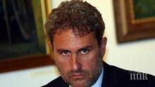САМО В ПИК И "РЕТРО"! Министърът на културата Боил Банов в ексклузивна изповед: Учех режисура и бях чистач в театъра (УНИКАЛНИ СНИМКИ)