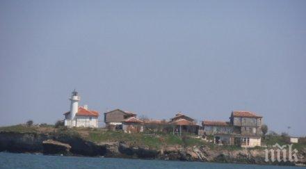 Остров Света Анастасия посреща първите си гости за тази година