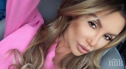 Моника Валериева показа секси дупе (СНИМКА 18+)
