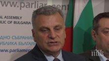 ИЗВЪНРЕДНО В ПИК TV! Курумбашев взе за мезе колегата си Новаков, сравни битката му срещу пакета "Макрон" с Ватерло