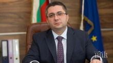Министър Нанков връчва дипломите на зрелостници в Ловеч