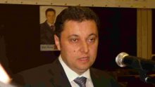 Само Бойко може да спре новия Троен картел
