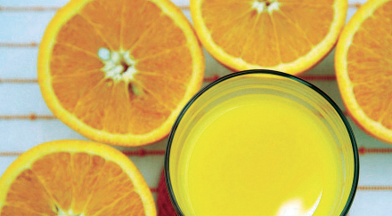 подмладяваме бюста портокалов сок