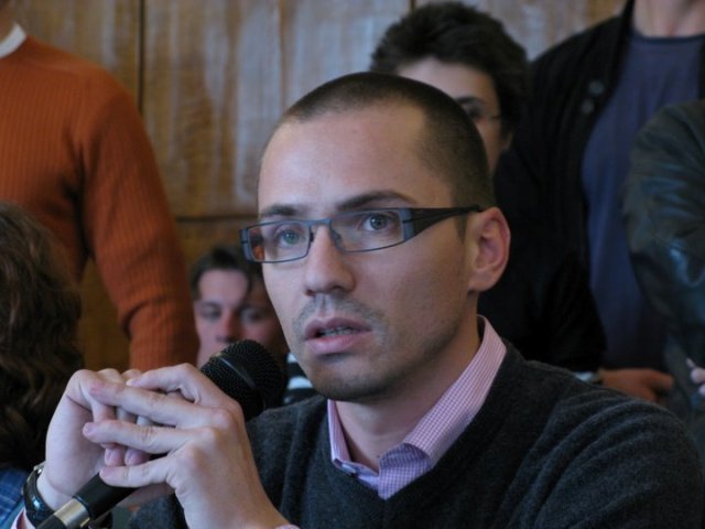 Ангел Джамбазки: Отхвърлената номинация на ген. Делов за почетен гражданин е държавна измяна