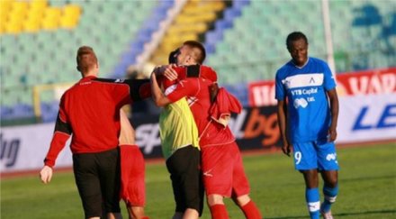 цска взима двама