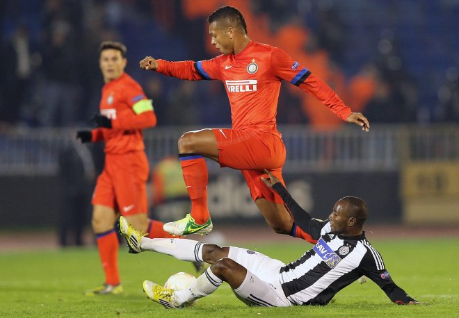 Интер смачка Партизан за едно полувреме