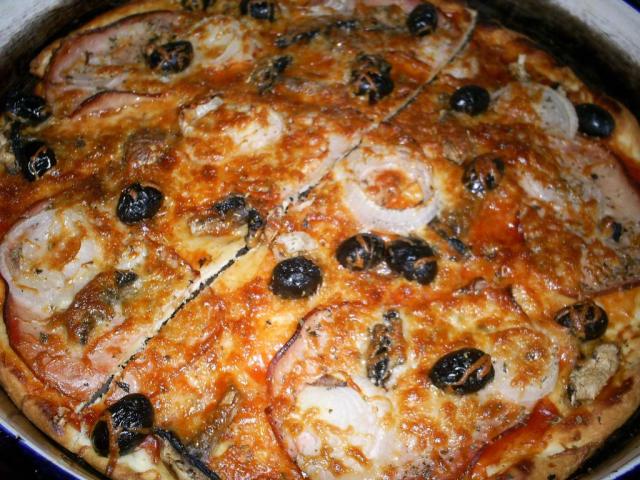 Взривиха пицария в Чирпан