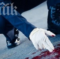 Зверство! Жена разпра корема на сестра си