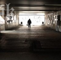 Бежанци предлагат секс без пари в подлеза до Президентството