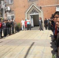 160 затворници от Бобов дол тръгват на училище