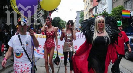 гей парад подкрепи недоволните кабинета орешарски