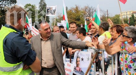 антон кутев протестиращите приемат реалността нямат рецепта промени