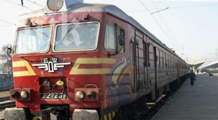 пътници оплакват бдж държи прави бургас софия