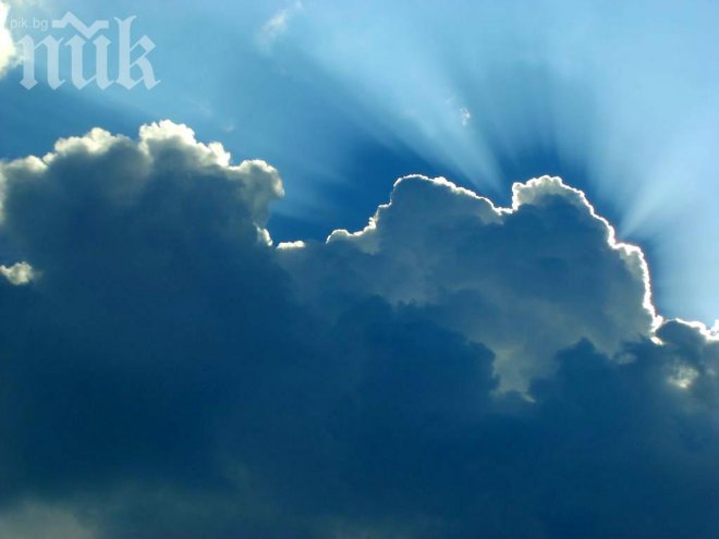 Утре ни очаква топъл, но облачен ден 