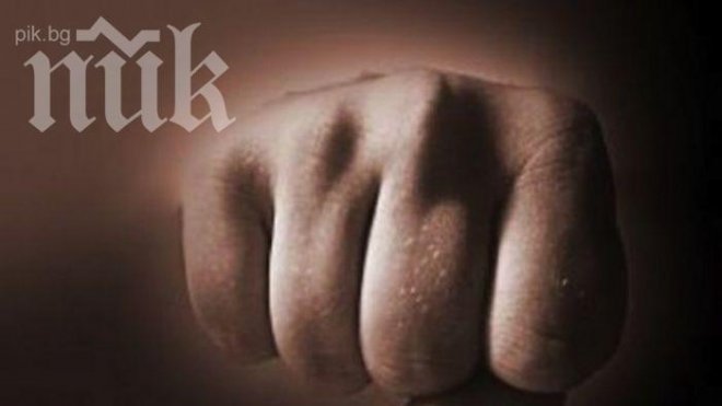 Ученици си уреждат боеве по Фейсбук