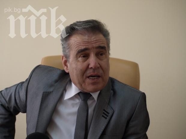 Обраха кмета на Стамболийски, взеха личното му тефтерче, непокътнати са 1000 лв.