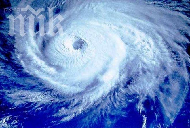 Евакуираха 30 000 семейства заради тайфун в Япония