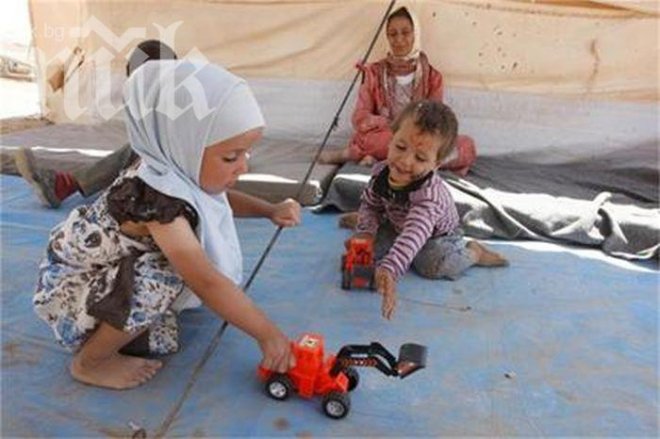 40 приемни семейства готови да приютят сирийски деца