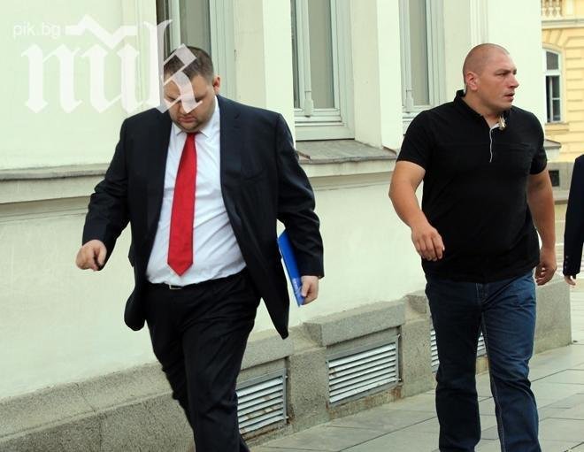 Завръщането на Пеевски