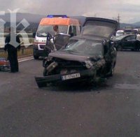 Отново жестока катастрофа на главен път Е 79, жена лежи на асфалта