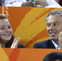 Шок! Щерката на Тони Блеър заплашвана с пищов на пъпа на Лондон 