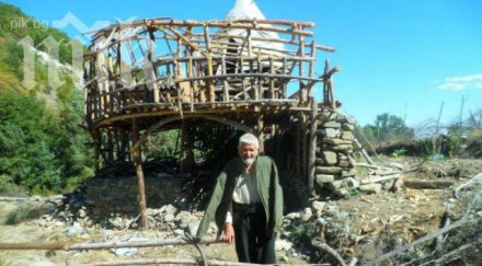 дядо пазарджишко село строи ноев ковчег