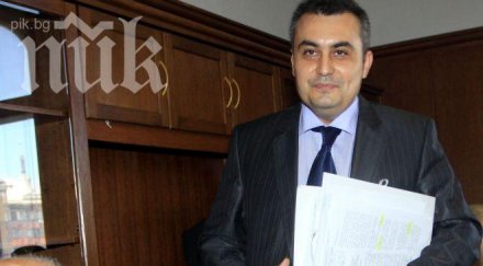 кокинов пик дебютирах адвокатски помощник делото кмета гълъбово