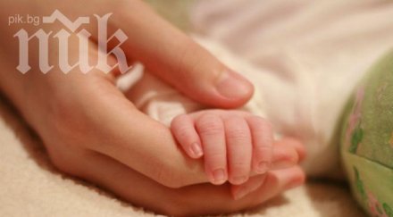 безотговорност майка болна сифилис роди ото дете заряза болницата