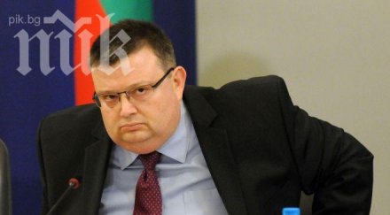 прокуратурата всички били подслушвани следени научат