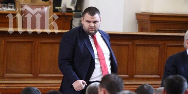 Скандал! Делян Пеевски се разпорежда в МВР!