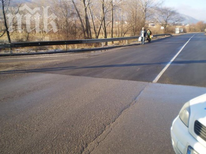 Верижна катастрофа с 3 коли на Бистришко шосе