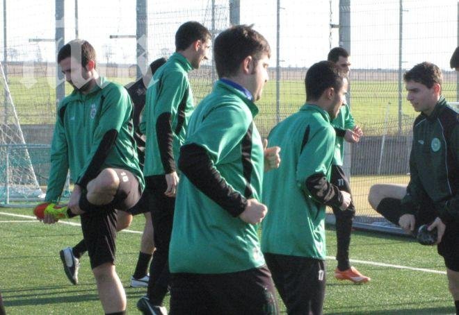 Нефтохимик с няколко промени в състава срещу Ботев